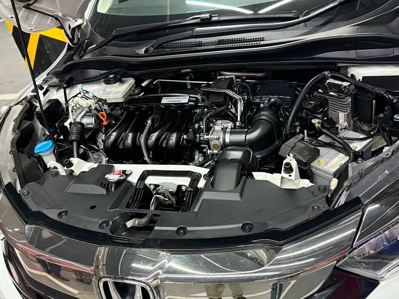 Honda Vezel Z Sensing 19/ 2024 3