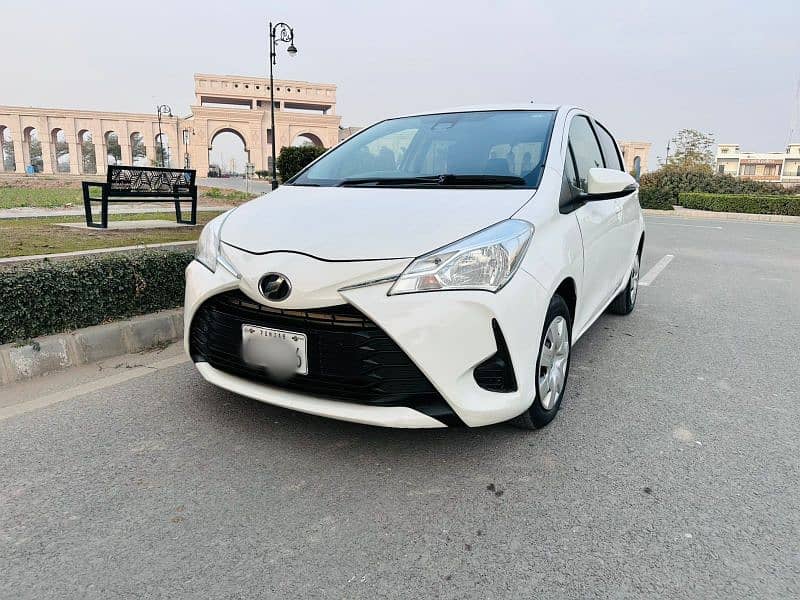 Toyota Vitz 1.0 F 2018 1