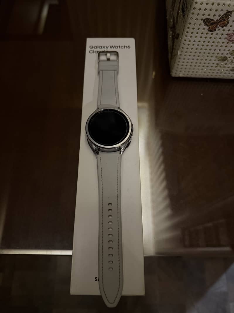 Galaxy watch 6 classic 47mm 3