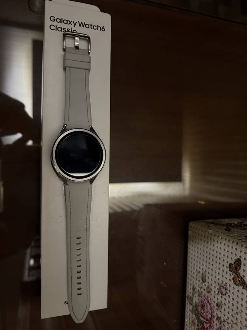 Galaxy watch 6 classic 47mm 4