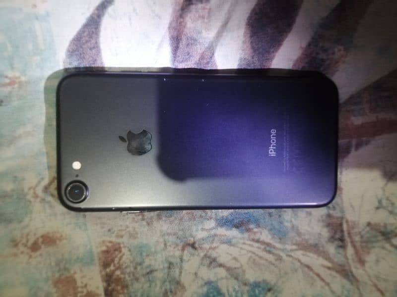 i phone 7 PTA 2