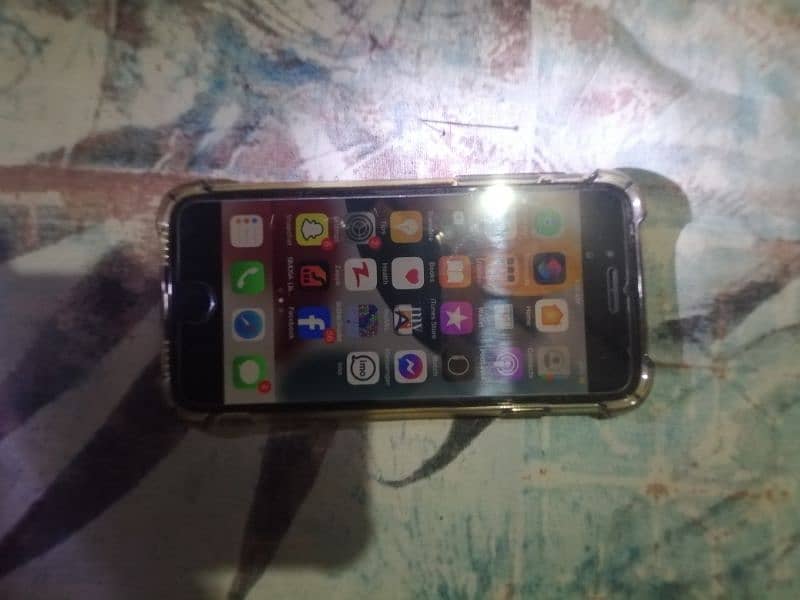 i phone 7 PTA 3