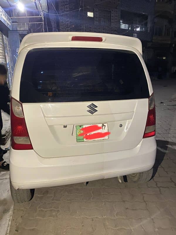 Suzuki Wagon R VXL 2017 white Very Good condition 5