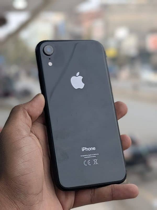 iPhone XR 0