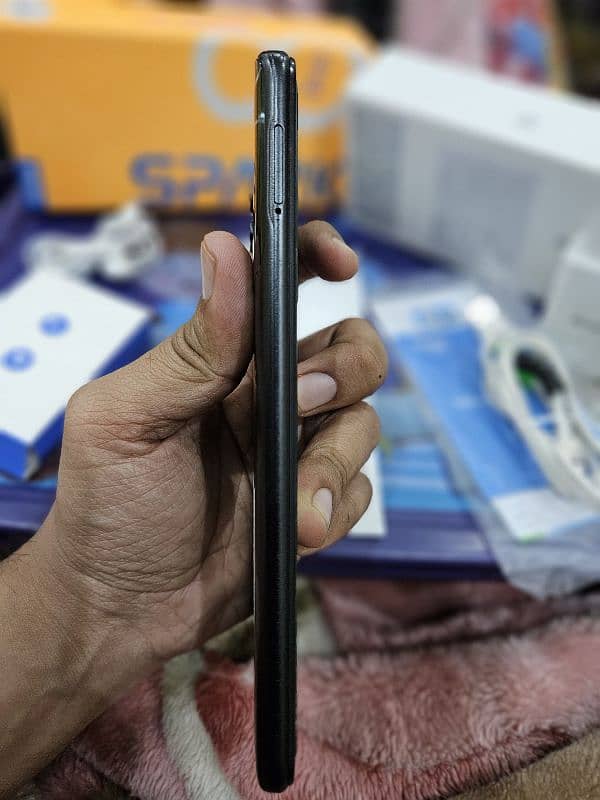 Tecno Spark 8 pro 4