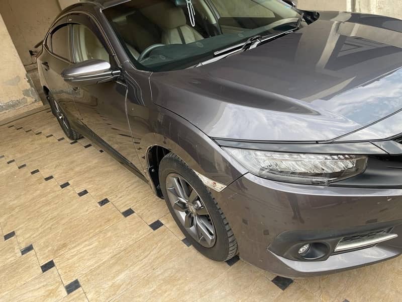 Honda Civic Oriel 1.8 i-VTEC CVT 2019 6