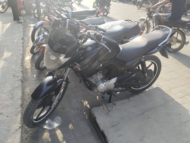 Ybr 125 Black 2017 Model Original Bike No Accident 0