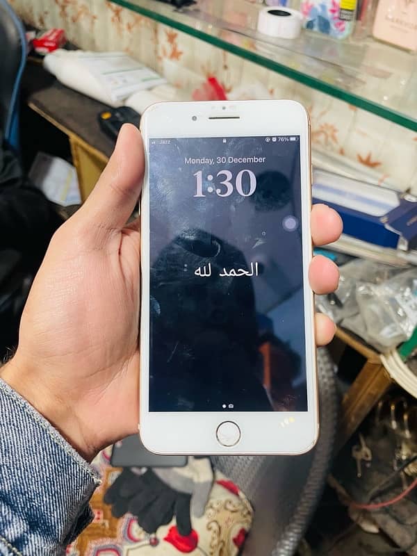 iPhone 8 plus rose gold condition 10/9 0