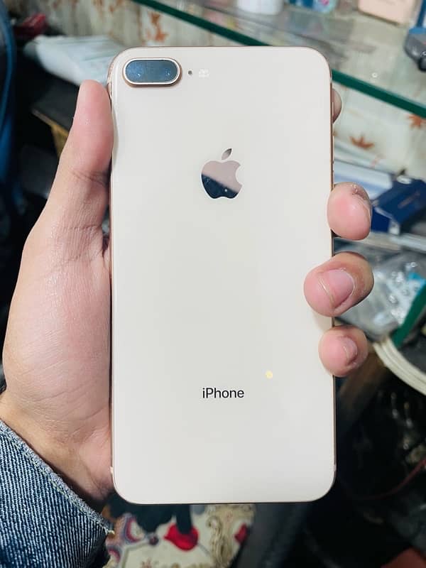 iPhone 8 plus rose gold condition 10/9 1