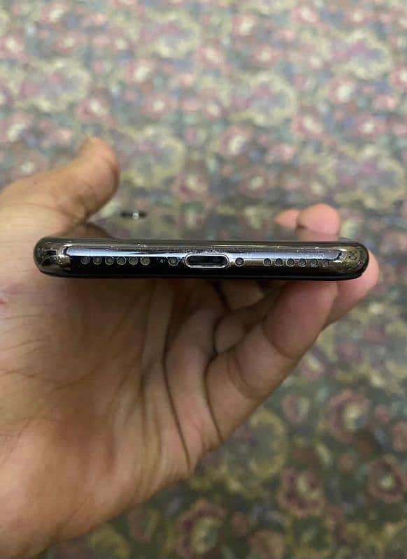 IPhone X 64Gb Non PTA. 10/9 3