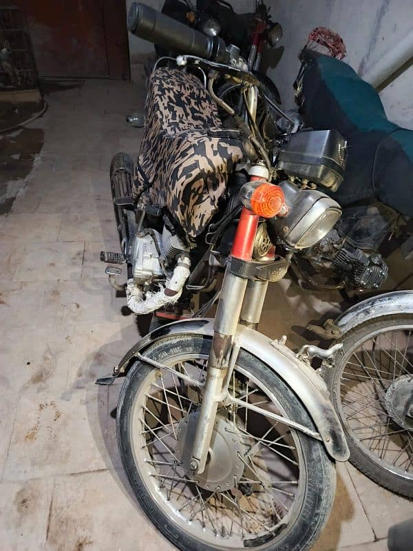 Honda CG 125 2019 Karachi Number 1