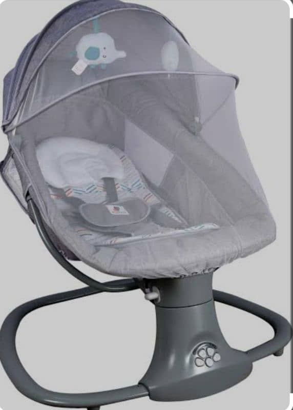 Mastela 3 in 1 baby electric swing 100% new almost unused 1