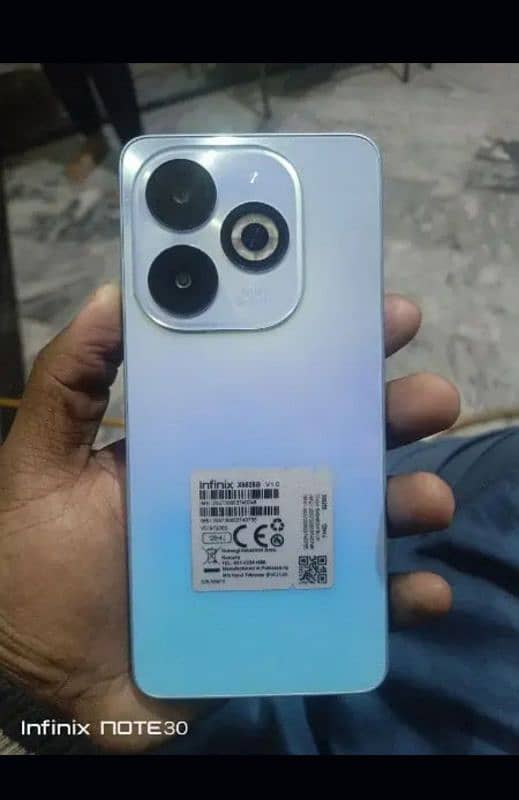 infinix smart 8 pro 3