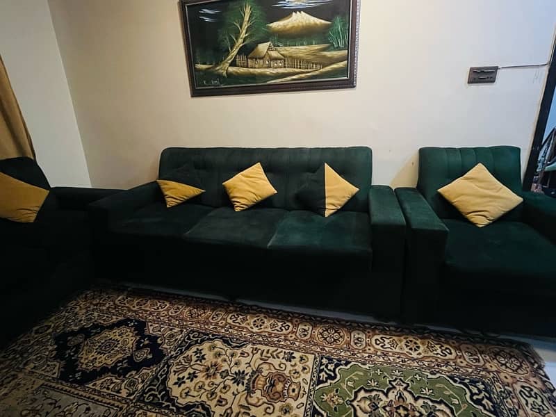 7 seater green velvet sofa 5