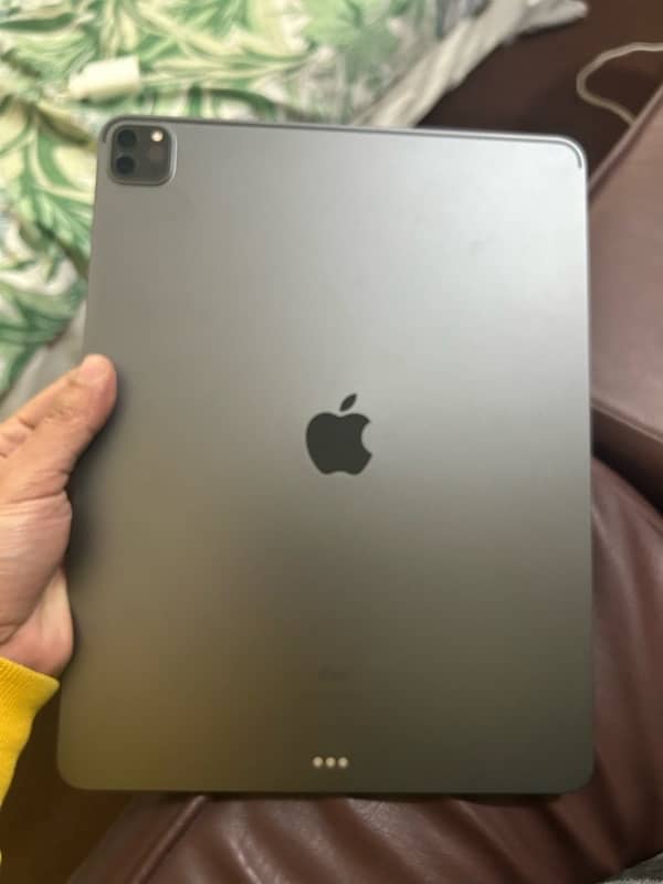 iPad Pro 12.9 inch 256gb M1 5th Generation 2021 7