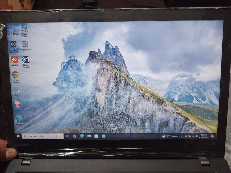 Lenovo i5 6 gen 8 gb ram 128 gb ssd 0