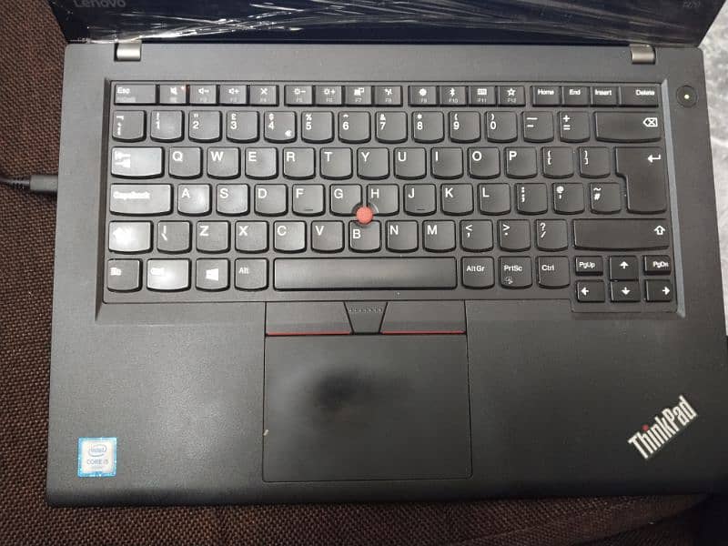 Lenovo i5 6 gen 8 gb ram 128 gb ssd 1