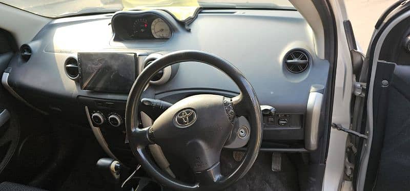 Toyota IST 2004 7