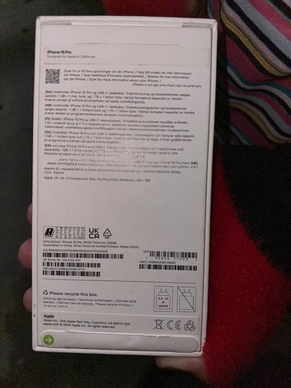 iphone 16 pro white titanium 256 GB 5