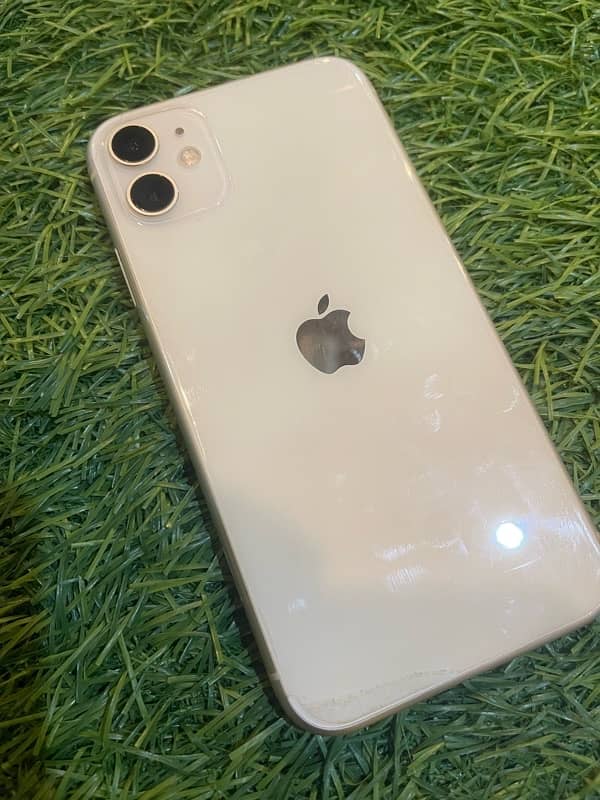 Iphone 11 White 4