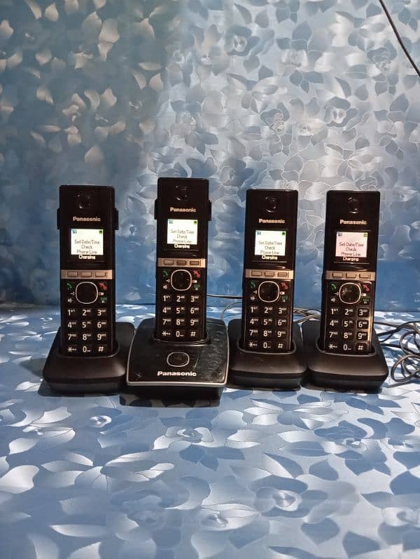 UK imported Panasonic Quad cordless with intercom 3