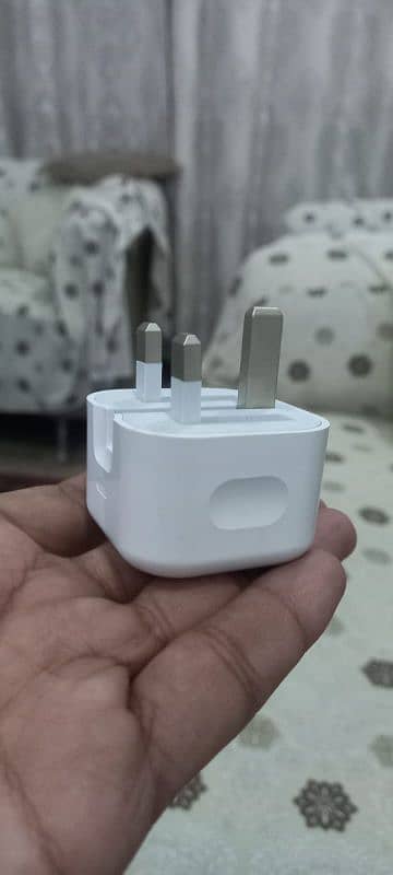 Apple orignal adoptar 20watt 2