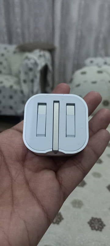 Apple orignal adoptar 20watt 4