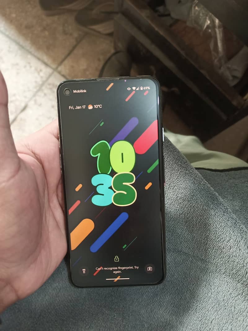 Google Pixel 4a 5