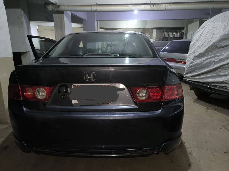 Honda Accord 2003 4