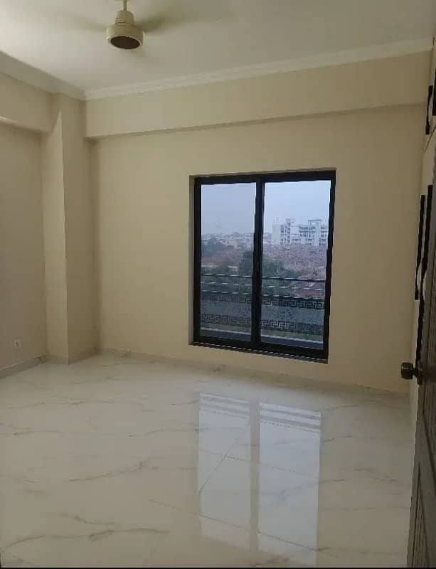 Brand New Warda Hamna 4 Tower First Floor Flat For Sale G-11/3 7