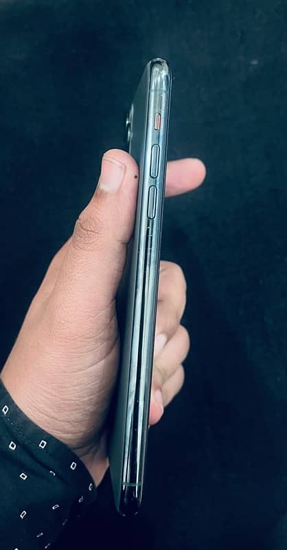 iphone 11 pro max 03256750921 5