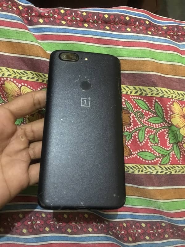 Onepluse 5t  6/64 GB 1