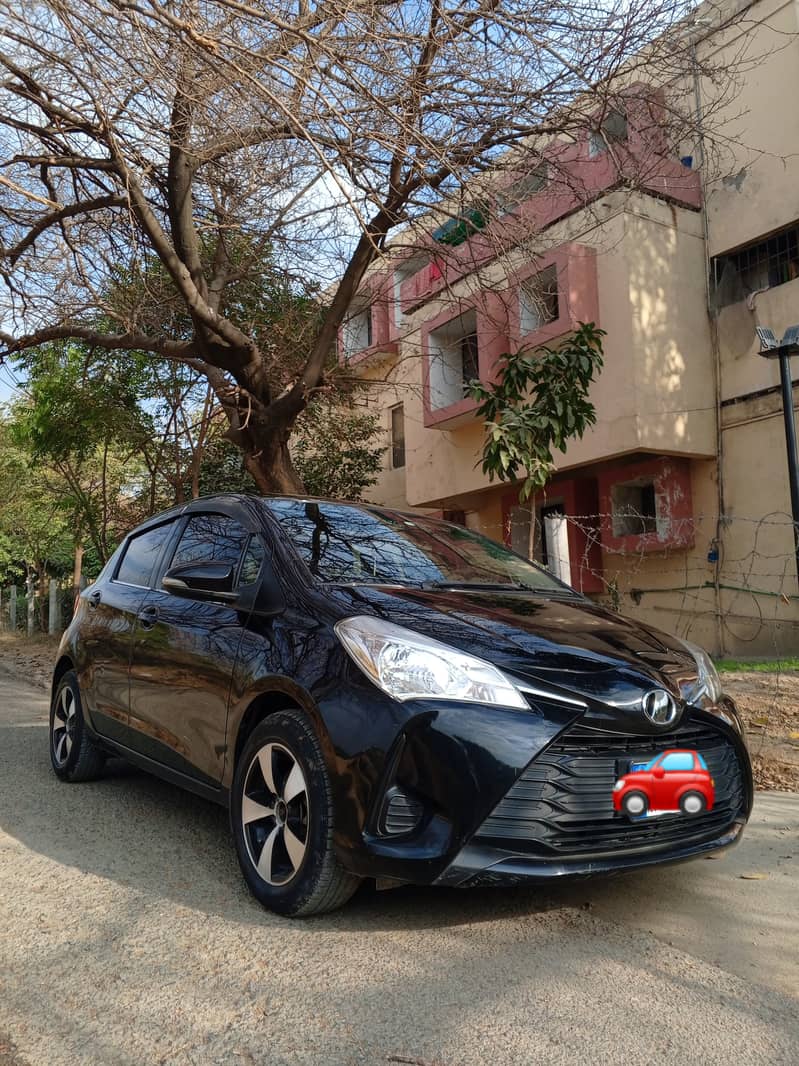 Toyota Vitz 2017 1