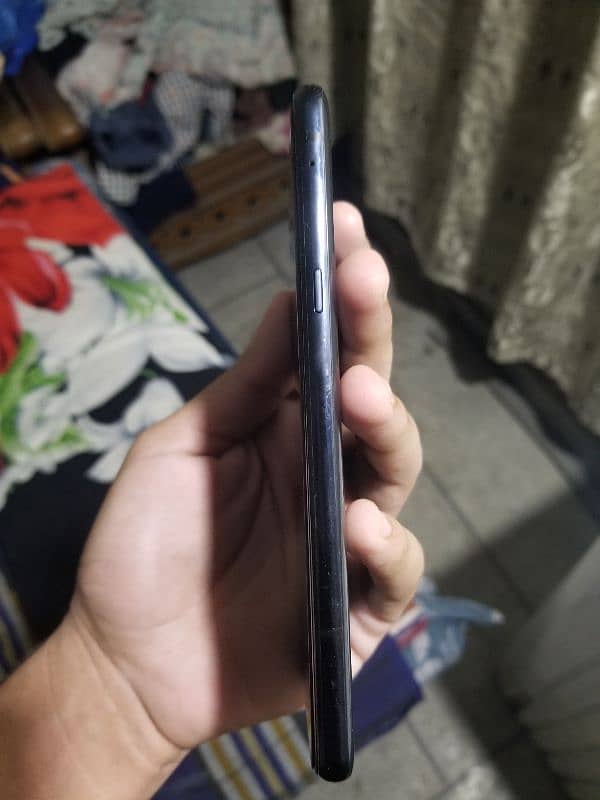 LG G8X THINQ 6+128GB EXCHANGE POSSIBLE 3