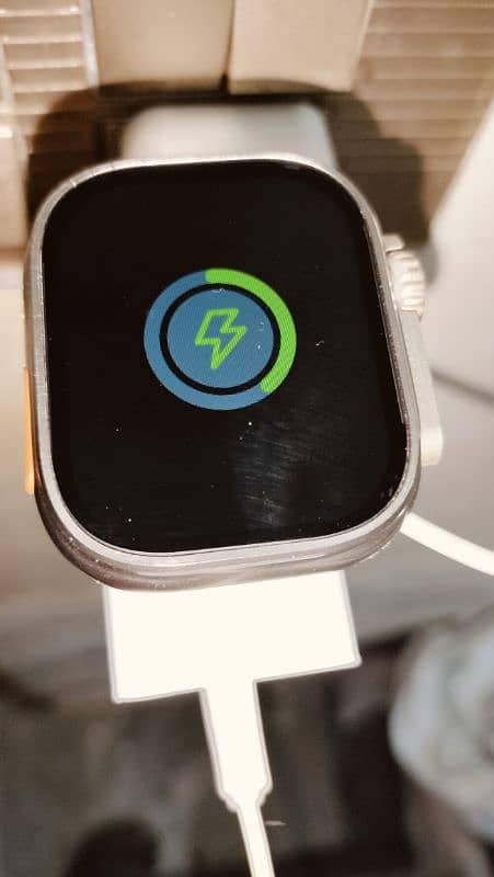 new condition wireless charger 3