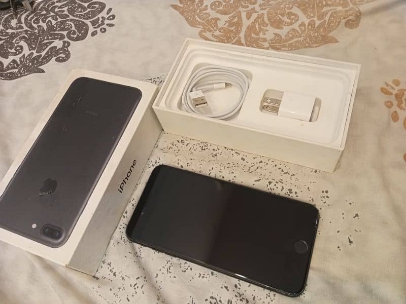 iPhone 7 plus 128 gb mate black 9