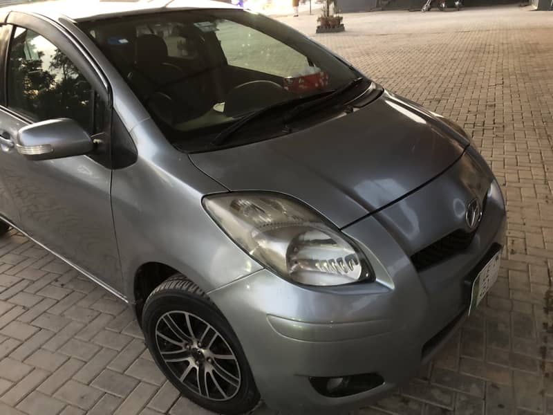 Toyota Vitz 2009 Push Start 3