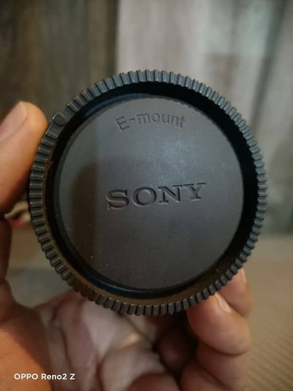 Sony FE 50mm f1.8 4