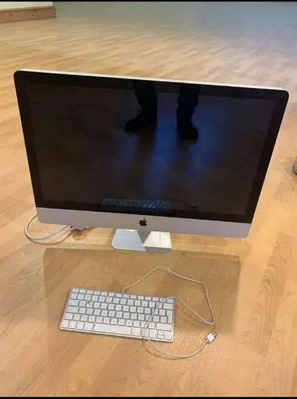 APPLE imac i7 8GB ram 1TB hard  redeon graphic card 27 inch 10/10 1