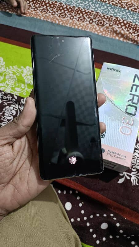 infinix Zero 30 dual sim minor crack on side 1