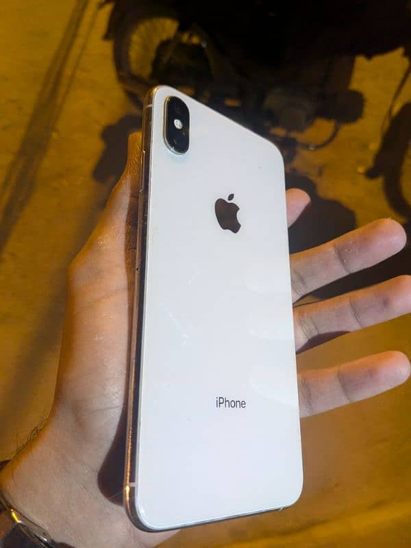 Iphone xs max 0