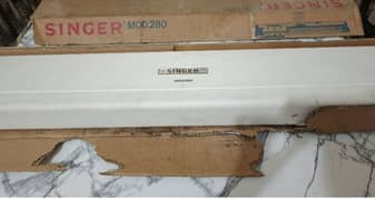 SINGER KNITTING MACHINE( japani) FOR SALE