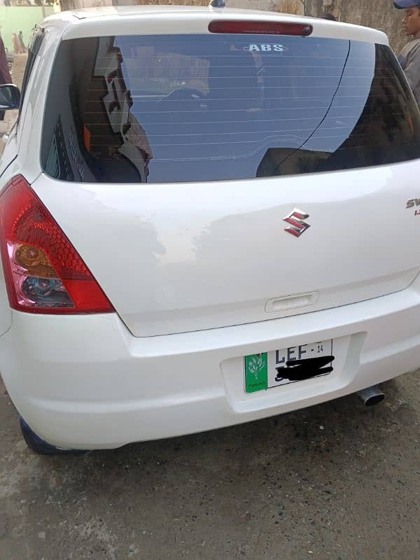 Suzuki Swift 2014model dlx 1.3 good car no accident 1