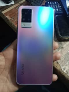 Vivo v21 8/128 good condition in display finger with box and charger