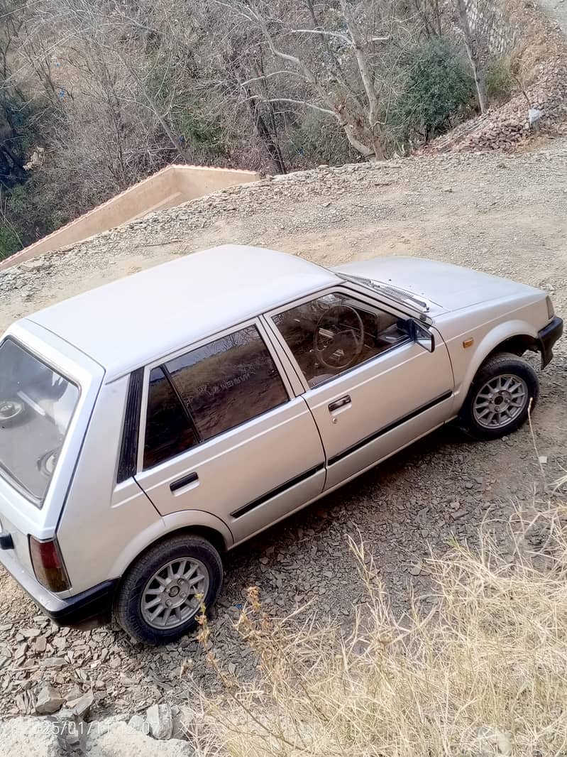 Daihatsu Charade 1985 3