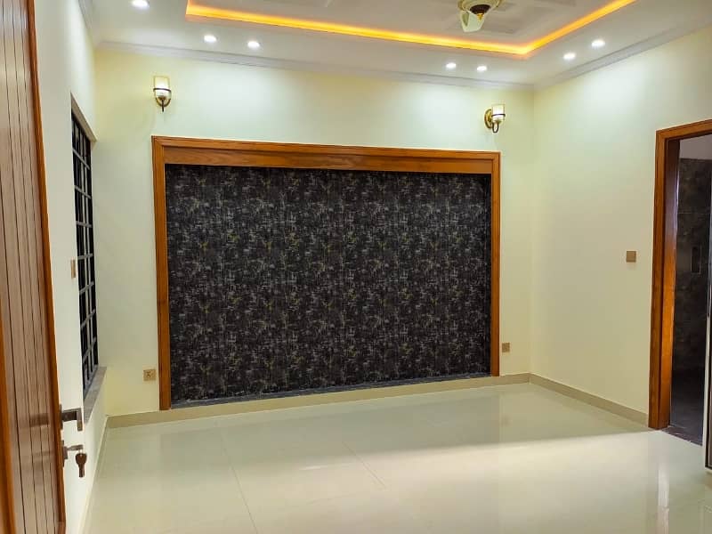 Gorgeous Prime Location 10 Marla House For Sale Available In Bahria Town Phase 8 29