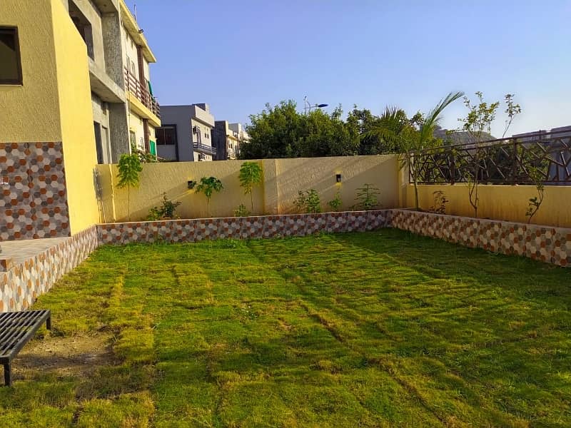 Gorgeous Prime Location 10 Marla House For Sale Available In Bahria Town Phase 8 35