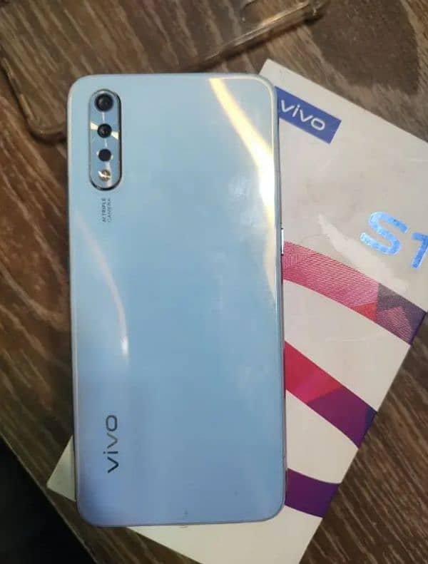 Vivo s1 1