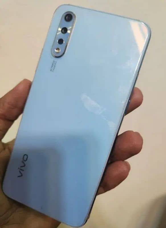 Vivo s1 3