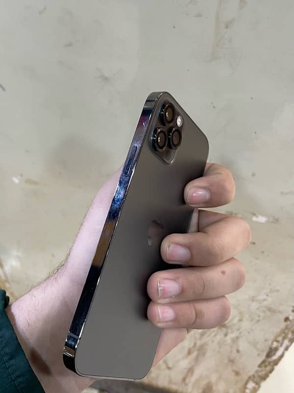 Iphone 12 Pro 128GB Factory Unlock 3